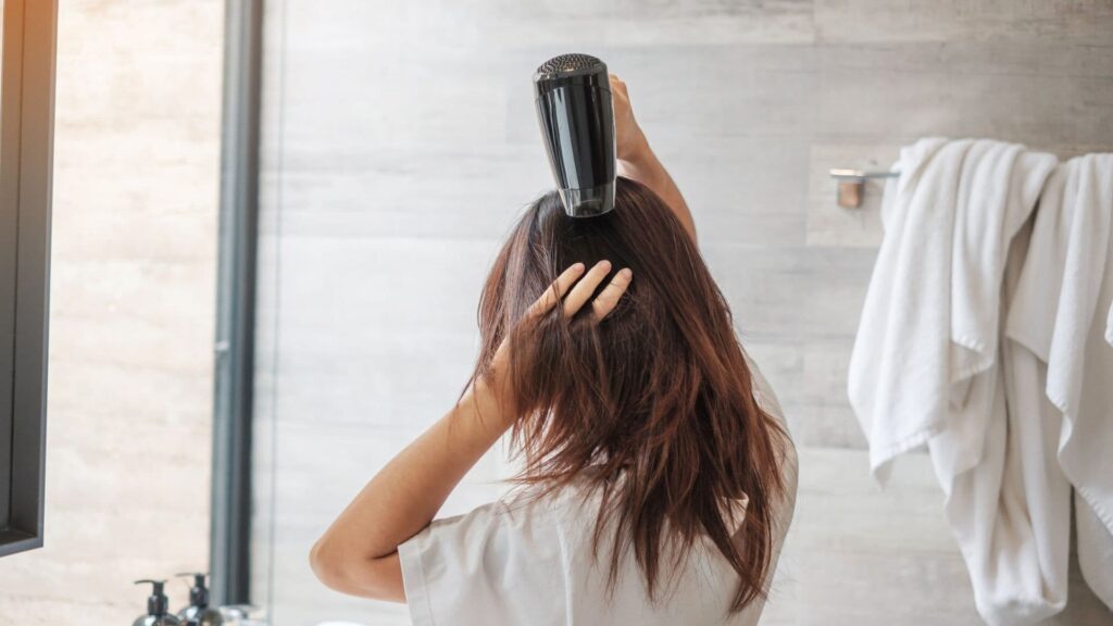 頭皮沒吹乾容易發炎